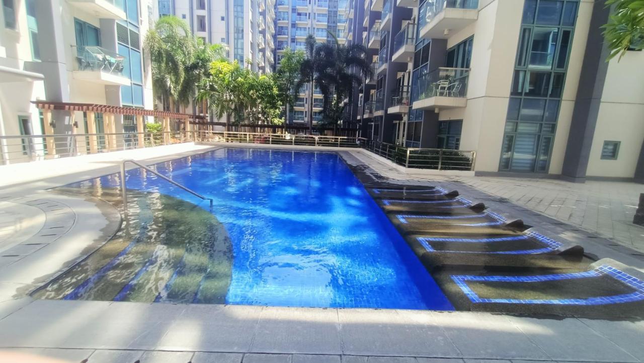 Condotel In Front Of Terminal 3 Manila Luaran gambar